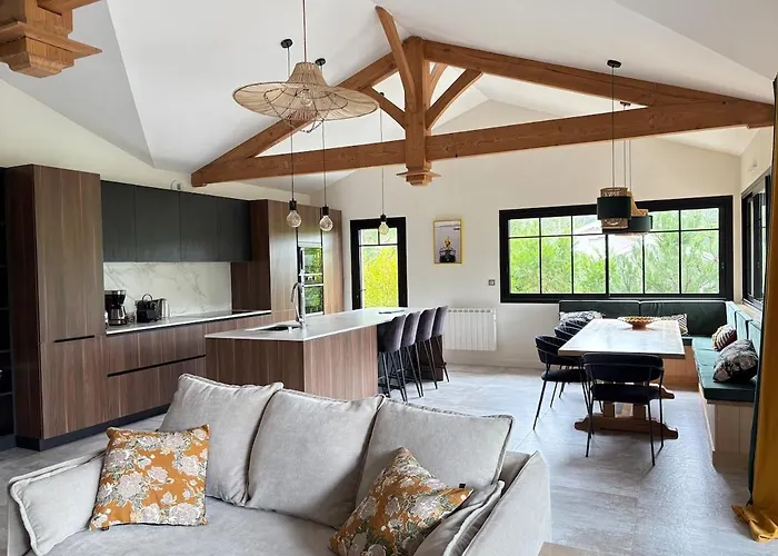 Villa Camille - Archik Du